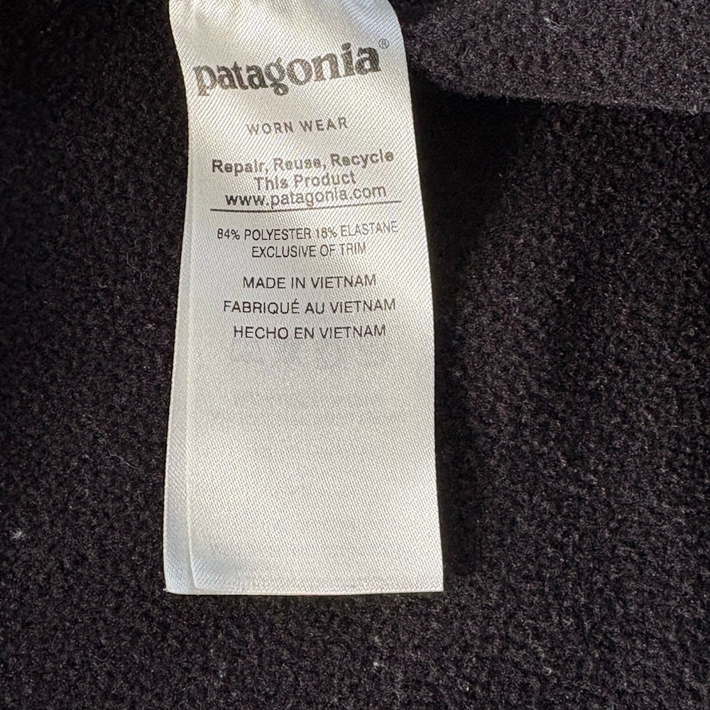 Patagonia Women’s 1/4 Zip Black Pullover Fleece, Size Large - Picture 9 of 9